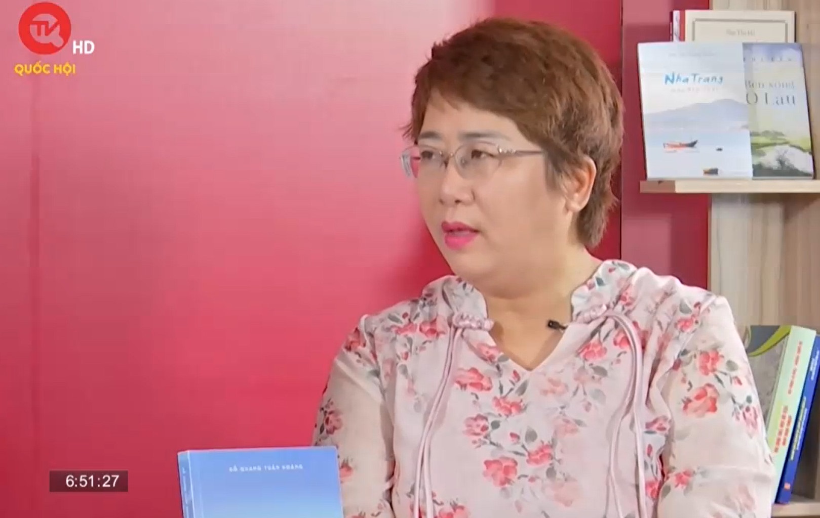 Le Dat Chi Dịch giả Lệ Chi - sứ giả đưa văn học Việt Nam ra thế giới