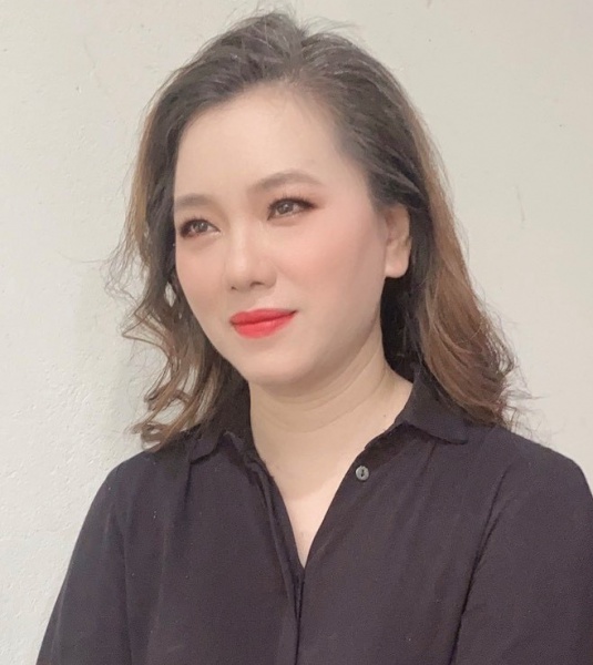 vi%20thuy%20linh%202.jpg